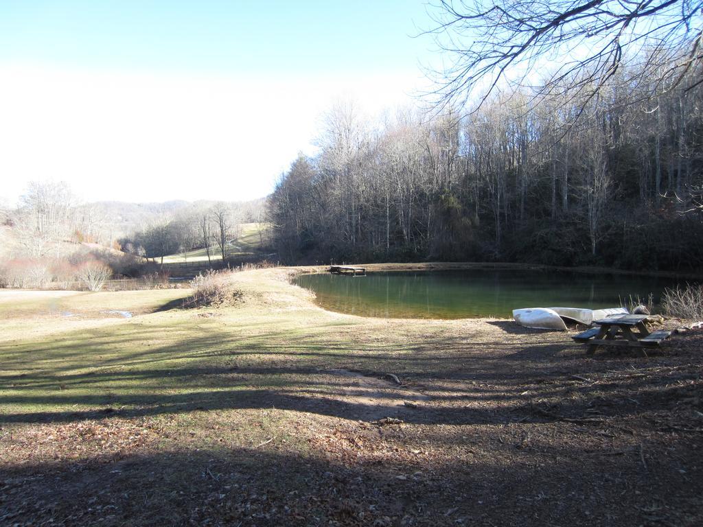 Arrowmont Stables & Cabins Cullowhee Exterior foto